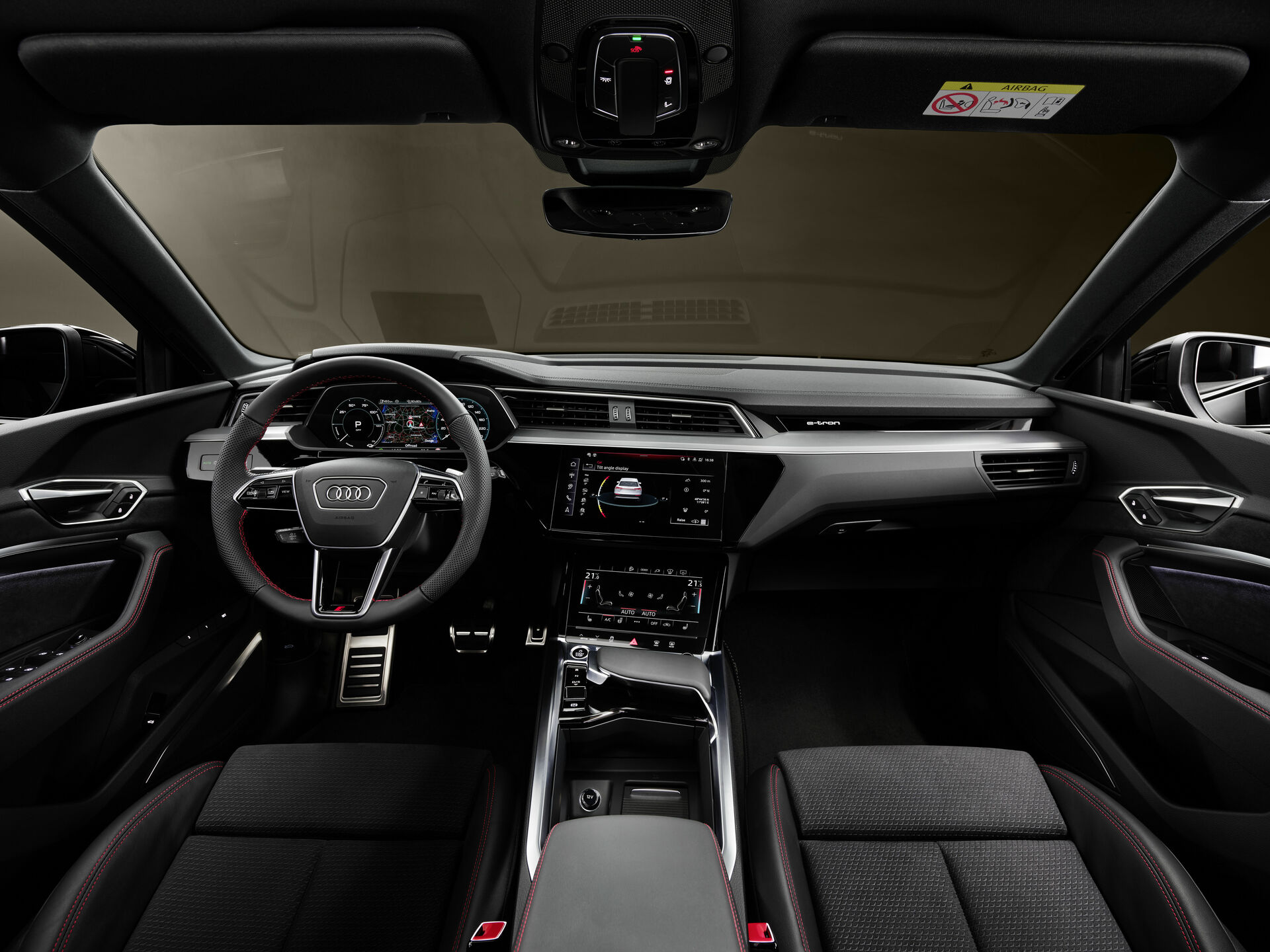 audi q8 e-tron edition dakar interier